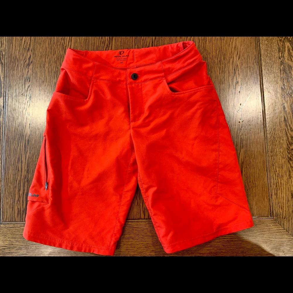 Pearl Izumi Canyon shell bike shorts size 30
